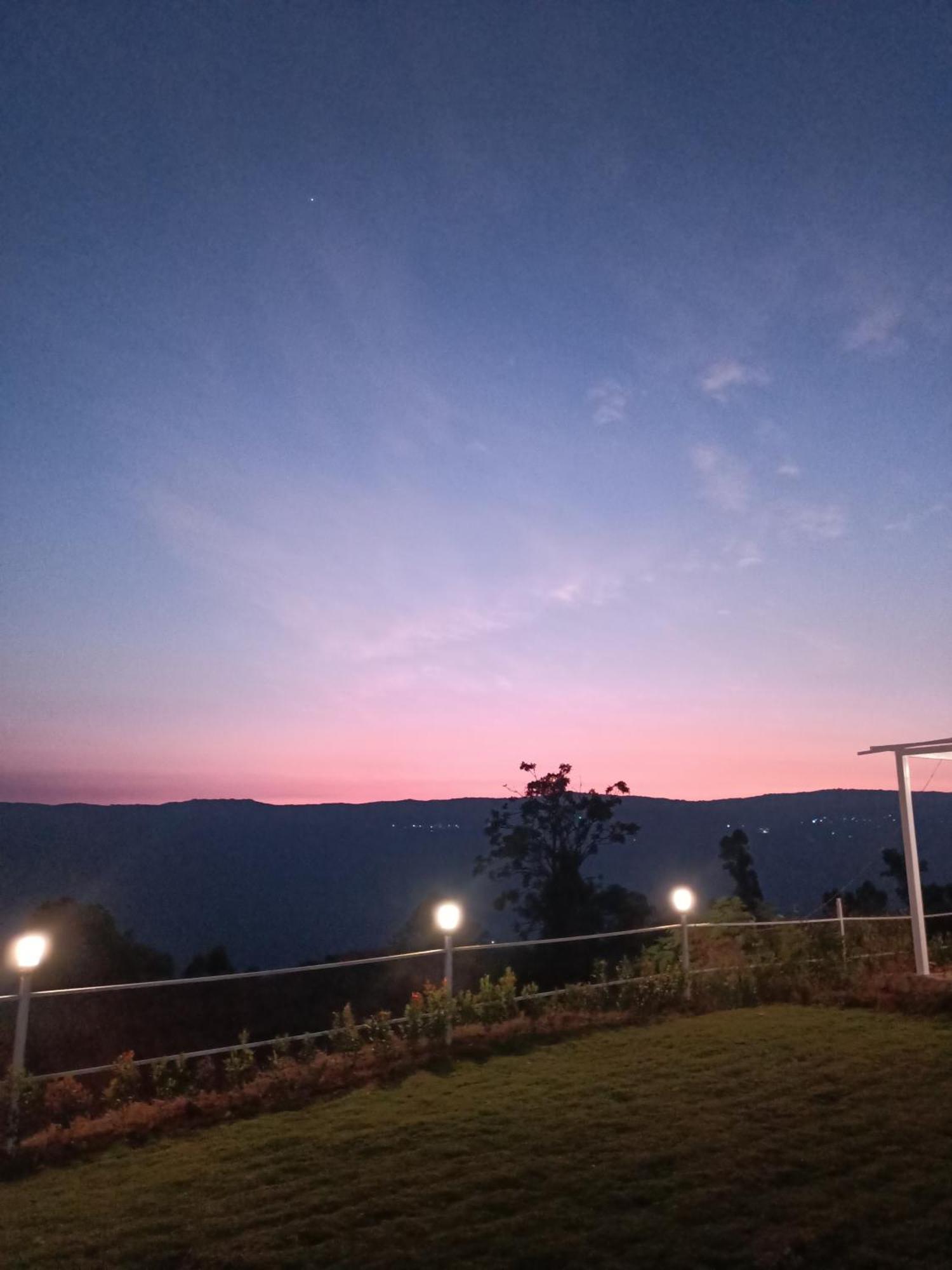 The Breeze Valley Mahabaleshwar Exterior photo